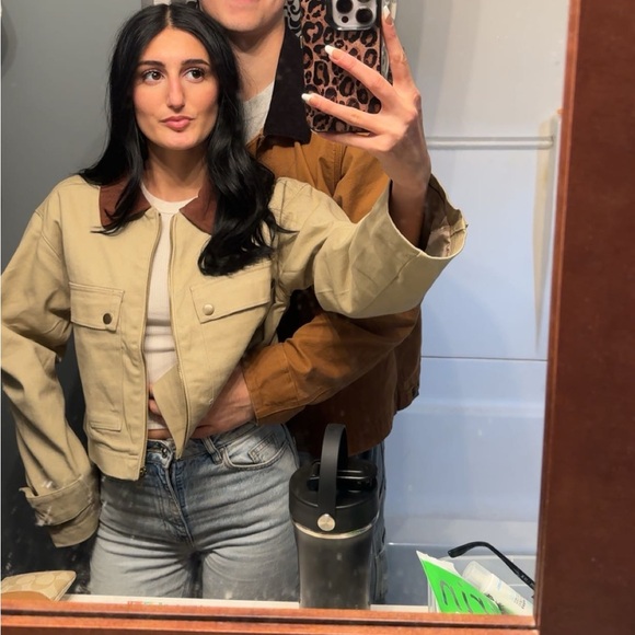 Meet your Posher, Marissa - Picture 3 of 3